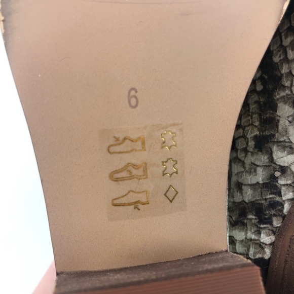 Madewell Sonia Low Chelsea Leather Bootie 6 Natural Multi Snake Embossed $188 - Picture 10 of 11